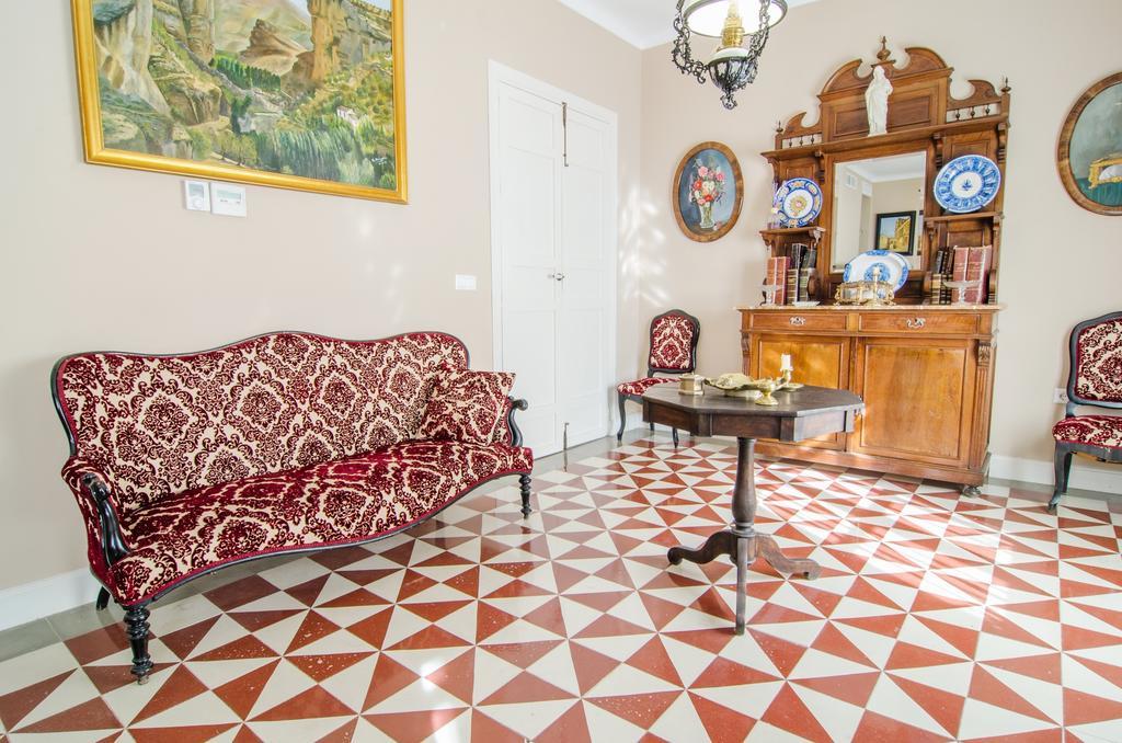 Apartamentos Salmerones アルアマ・デ・グラナダ 部屋 写真