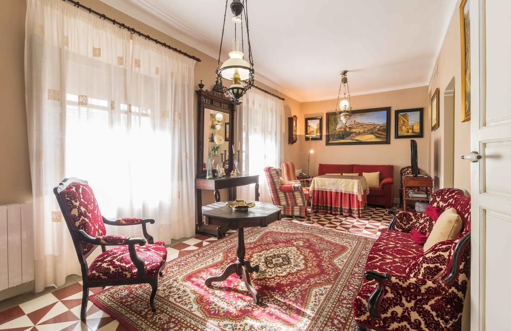 Apartamentos Salmerones アルアマ・デ・グラナダ 部屋 写真