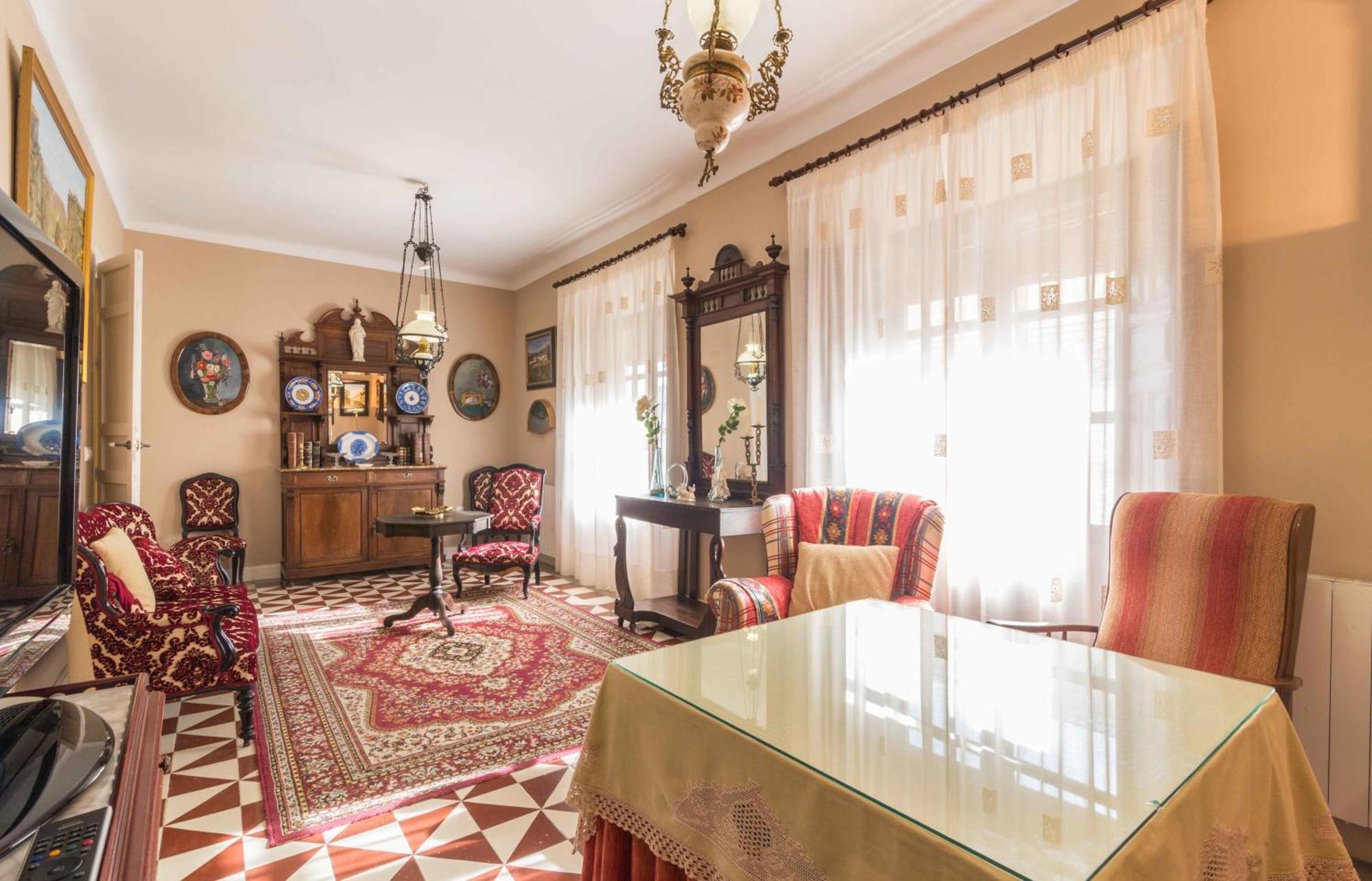 Apartamentos Salmerones アルアマ・デ・グラナダ 部屋 写真